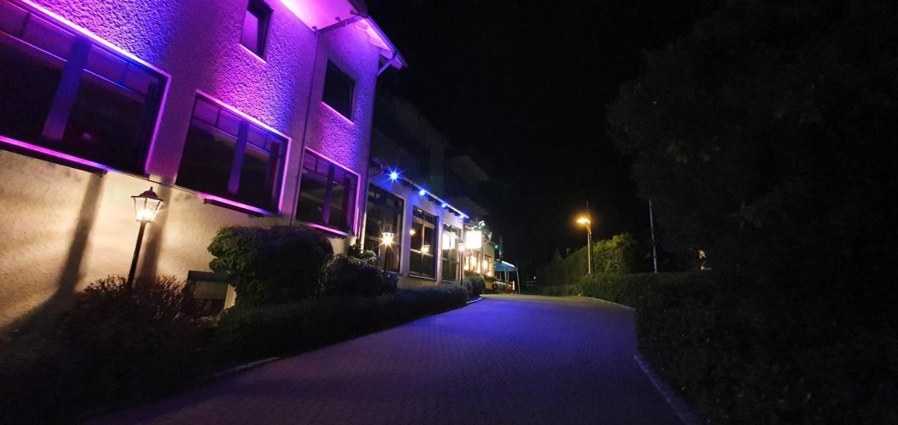 Hotel Bigger Hof - Wirtshaus Platzhirsch Am Jahnplatz Olsberg Luaran gambar
