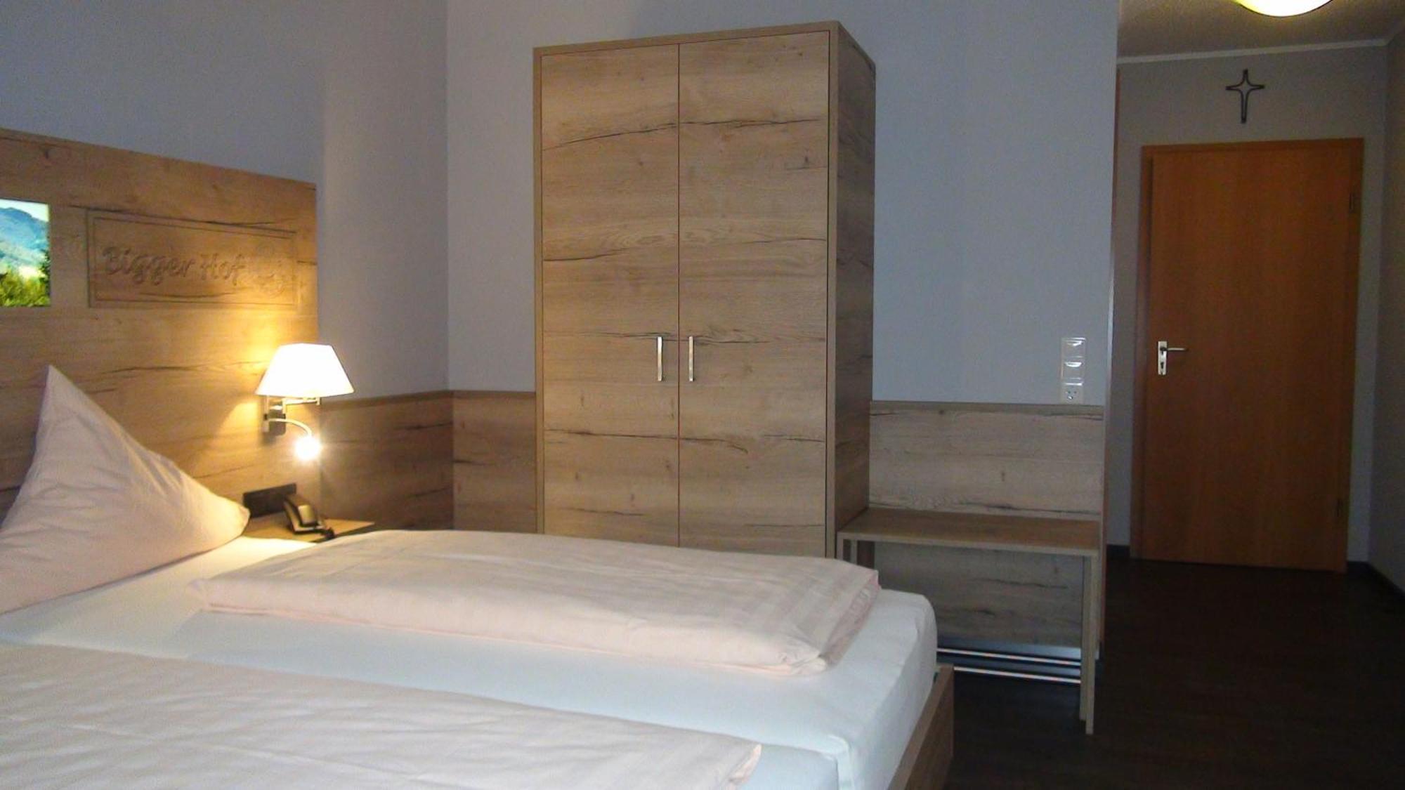 Hotel Bigger Hof - Wirtshaus Platzhirsch Am Jahnplatz Olsberg Luaran gambar